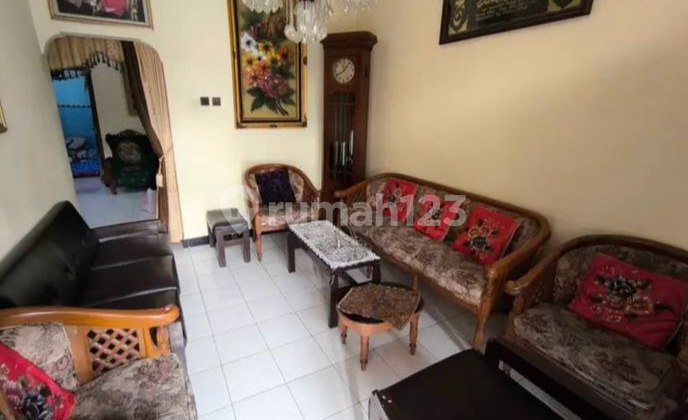 2 Cool Classic Asri Houses in Timoho, Central Yogyakarta City. NEGOTIABLE UNTIL DEAL IS MADE 2