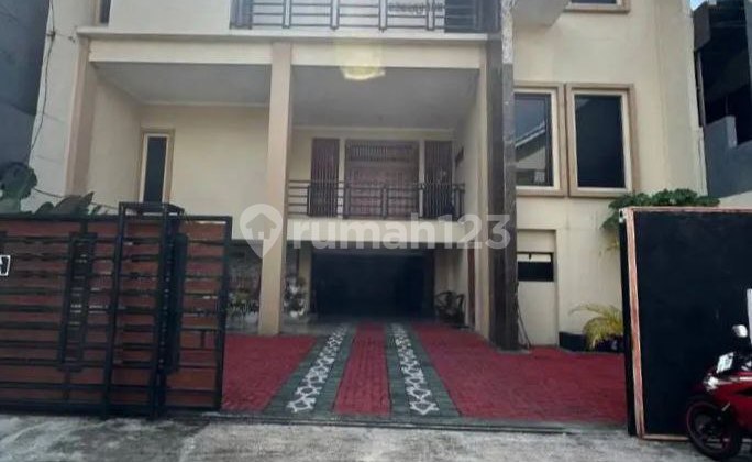 Kost Exclusive Mewah 3lantai Dkt MM UGM Full Isi.TERBAIK PULUNG!!! Kost Exclusive Mewah 3lantai Dkt MM UGM Full Isi.TERBAIK PULUNG!!!