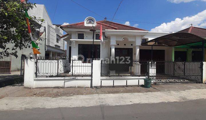 Rumah Disewakan Perum Nogotirto.lokasi Strategis , Sleman 1