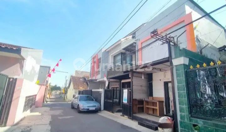 Kost 2lantai Dkt Kampus UII Ngaglik ******** TERMURAH BU!!!