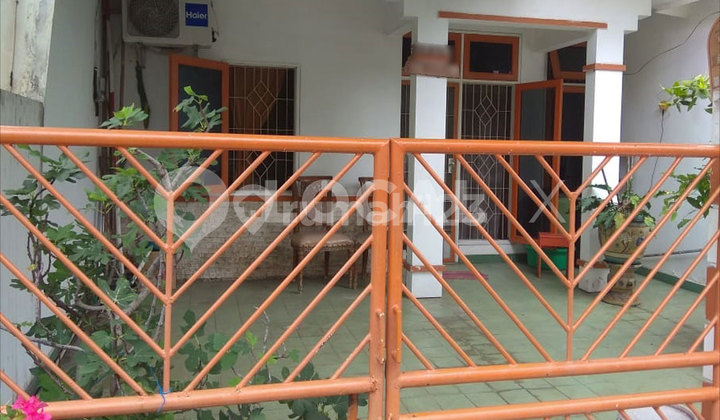 Rumah Kelapa Nias Timur Kelapa Gading, Jakarta Utara Rumah Kelapa Nias Timur Kelapa Gading, Jakarta Utara