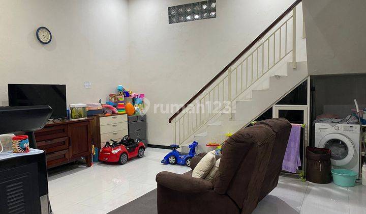 Rumah 2 Lantai Bagus Semi Furnished di Pondok Candra Dekat Merr Surabaya, Sidoarjo 2