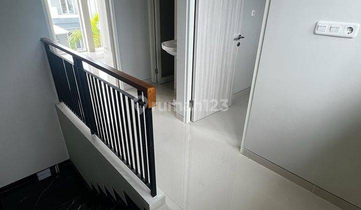 Rumah 2 Lantai Bagus di Sukolilo Dian Regency Surabaya , Surabaya 2