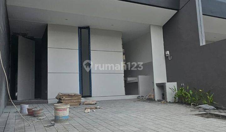 Rumah 2 Lantai Baru di Raya Kutisari Indah, Surabaya 2