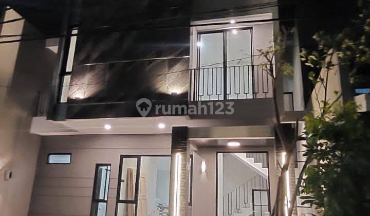 Rumah 2 Lantai Baru di Gayungsari , Surabaya 1