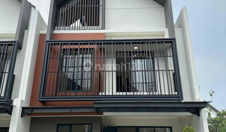 Rumah Minimalis dengan Attic Cluster Leonora Gading Serpong 1