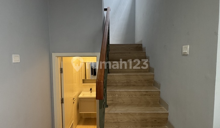 Fully Furnished House (6x12) Ready to Occupy Karelia Village Gading Serpong 2