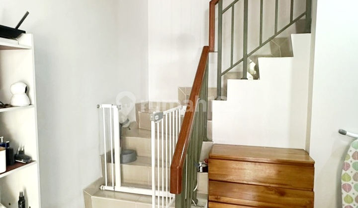 Dijual Rumah 2 Lantai Ada Kanopi SHM di Malibu Village Gading Serpong 2