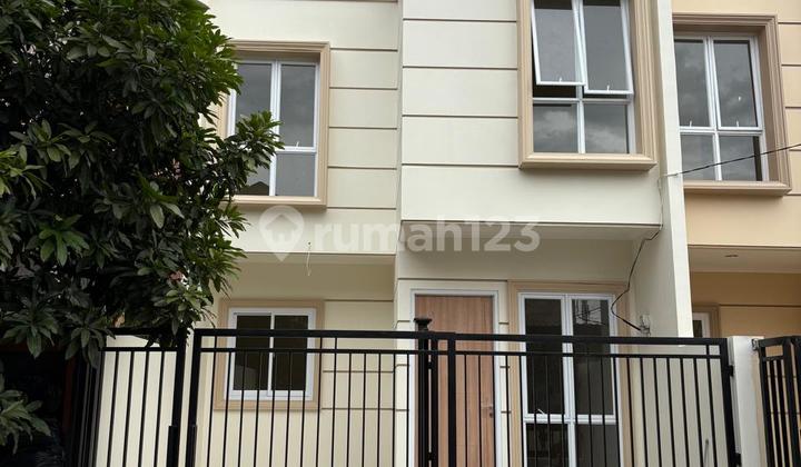 Rumah Minimalis Modern Siap Huni di Sektor 7A Gading Serpong Rumah Minimalis Modern Siap Huni di Sektor 7A Gading Serpong