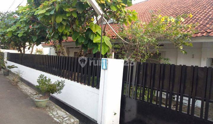 Rumah Asri Luas Dekat Sman 8 Buah Batu Bandung  1