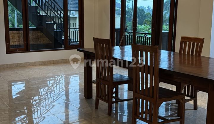 Jual Rumah Semi Villa di Ubud Jual Rumah Semi Villa di Ubud
