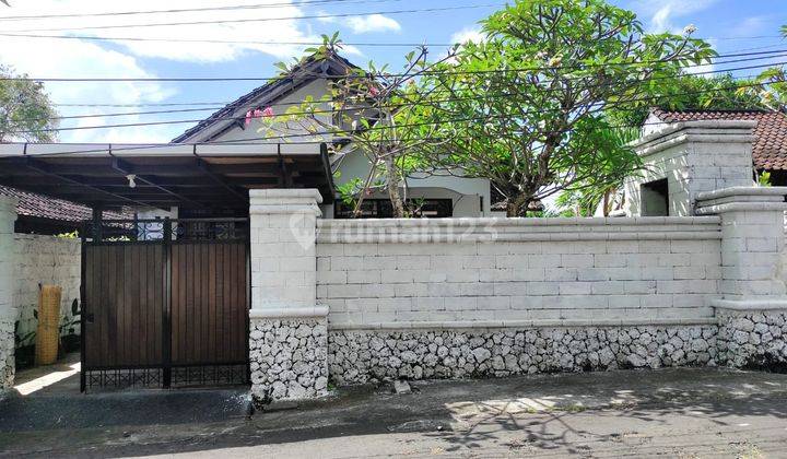 Pet friendly and big garden house for rent 1