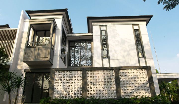 For Sale, Brand New Luxury House in De Latinos BSD, Affordable 2