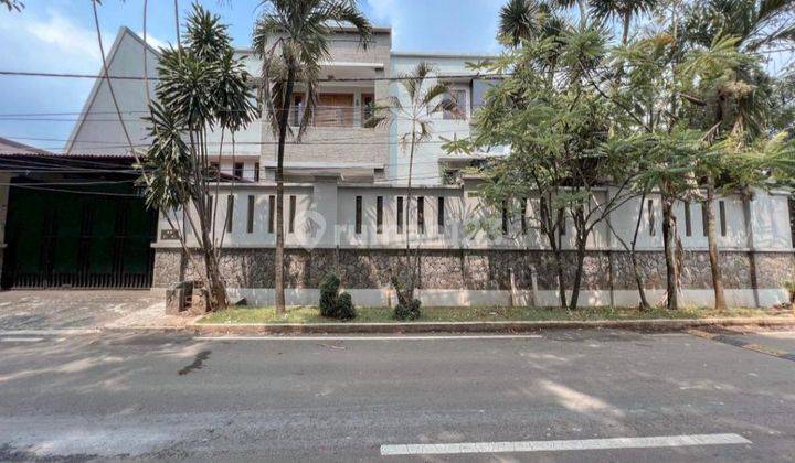 Di Jual Rumah Taman Meruya ilir blok H 1