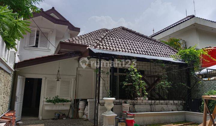 Di Sewa Rumah tinggal Menteng  2