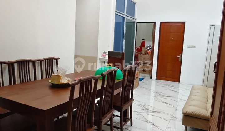 Di Jual Rumah Bagus Duta Mas Semi Furnish