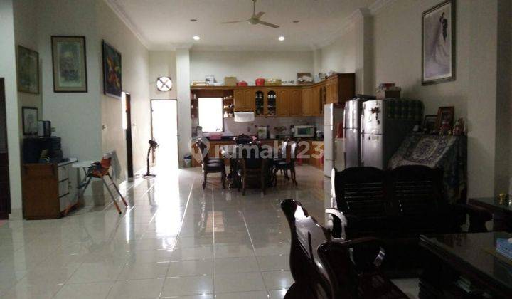 Di Jual Rumah Keadilan Glodok lt. 340m utara  1