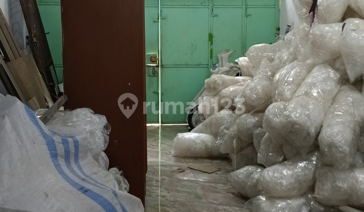 Di Jual Rumah Jembatan Besi Usaha -tinggal  2