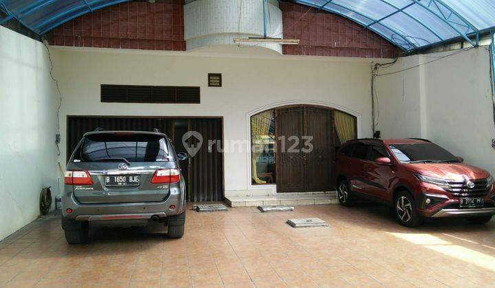 Di Jual Rumah Keadilan Glodok lt. 340m utara  2