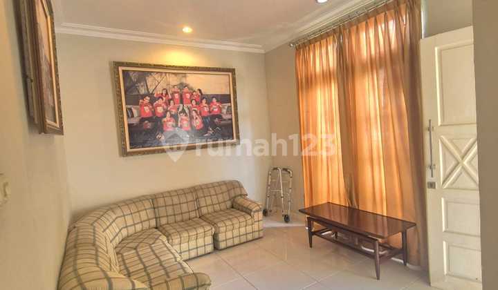 Rumah Bagus Rapih dan Nyaman Siap Huni di Bintaro Sektor 9 Rumah Bagus Rapih dan Nyaman Siap Huni di Bintaro Sektor 9