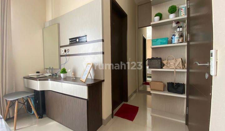 Rumah 2 Lantai Semi Furnished di Bsd Cluster Allegria, Tangerang 1