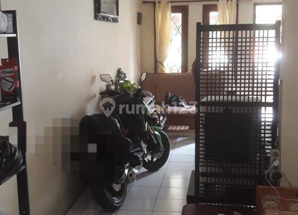 Rumah Tua Griya Loka Bsd Cocok Untuk Bisnis 1