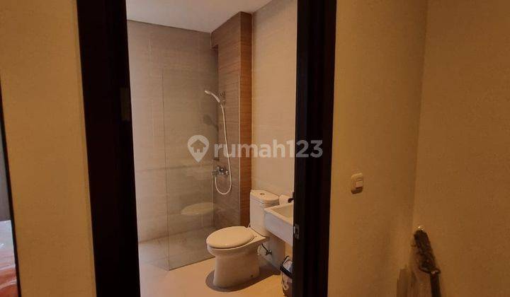 Rumah 2 Lantai Siap Huni Rapih Full Furnished Suvarna Sutera 2