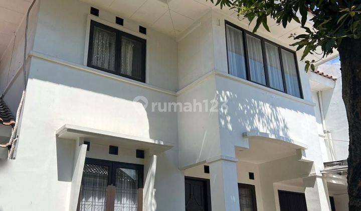 RUMAH TAMAN GIRILOKA BSD LOKASI OKE MURAH SEMIFURNISH 2