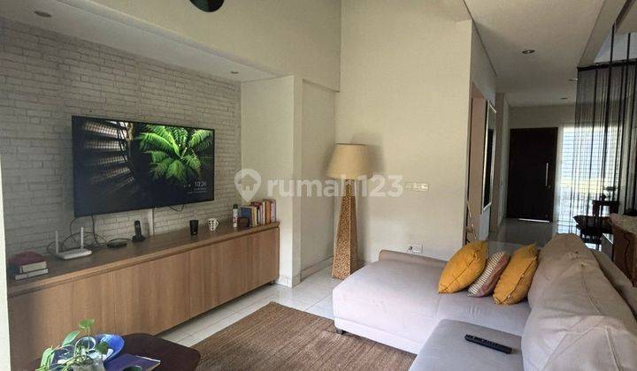 Rumah  2 Lantai Siap Huni The Green Bsd Furnished  Nego 2