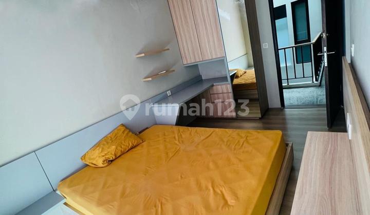 Anggrek Loka 3-Storey Boarding House in BSD, Price Reduced