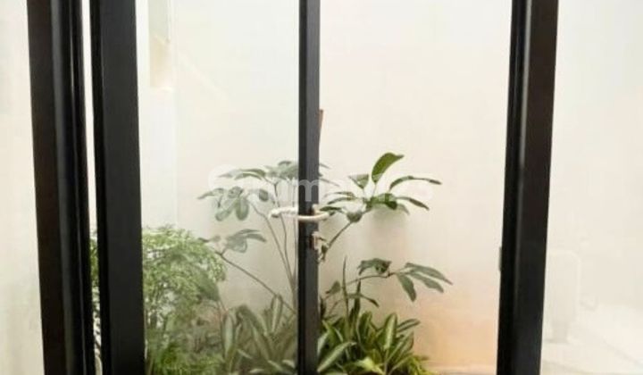 Rumah 2 Lantai Dekat Tol Pamulang— Harga 1,4 Milyar, Dapat Cashback 72 Juta. 