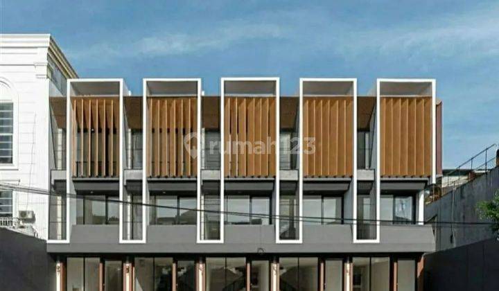 Ruko Mewah 3 Lantai Dijual di Tebet Jakarta Selatan - Investasi Properti yang Menguntungkan! 1