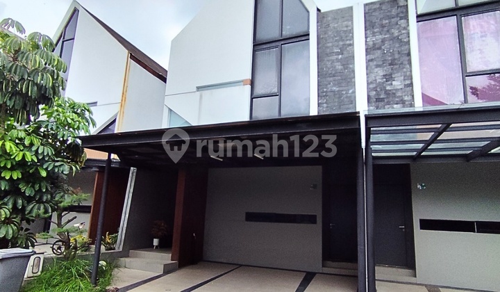 Rumah Second 2 Lantai di Grand Trevista Rempoa - Lt 105 Lb 161 - Harga 3 M Nego 2