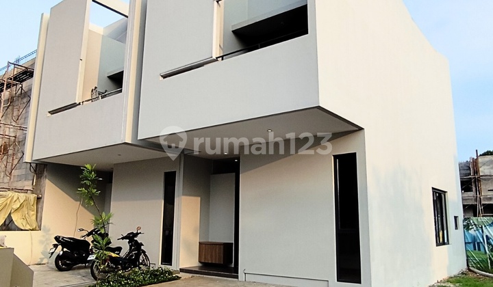 House in Pamulang, Good SHM, Attractive Promo 2