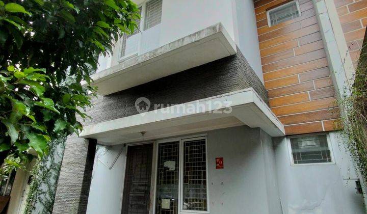 Jual apa ada nya rumah di bsd di Sevilla 2 Lantai  1