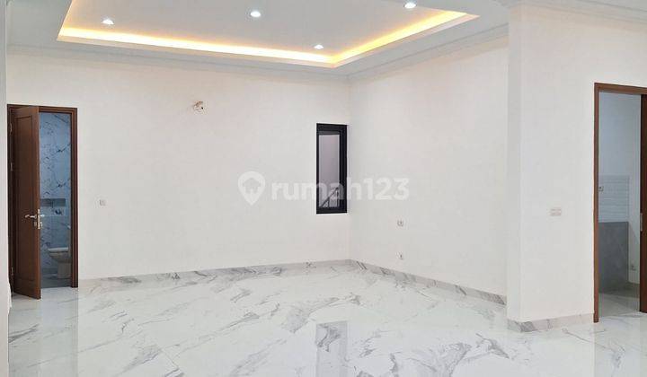 Rumah Cantik Bangunan Mandiri Di Icon Bsd 2