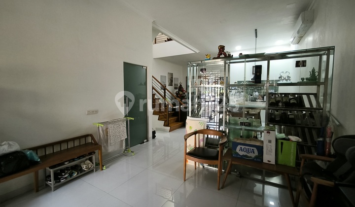 For Sale Mrs. House 2 1/2 Floors BSD Delatinos 2