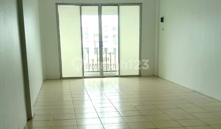 Ready-to-use shop house in good condition, strategically located in Kalideres, 0009 Crsus Ready-to-use shop house in good condition, strategically located in Kalideres, 0009 Crsus