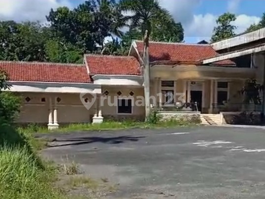 Kavling + Bangunan dijual lokasi di daerah Cibadak, 0019 Skw