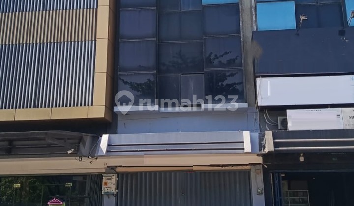 Ready-to-Use Good and Neat Ruko in Duta Garden, 0031 Agsjoh