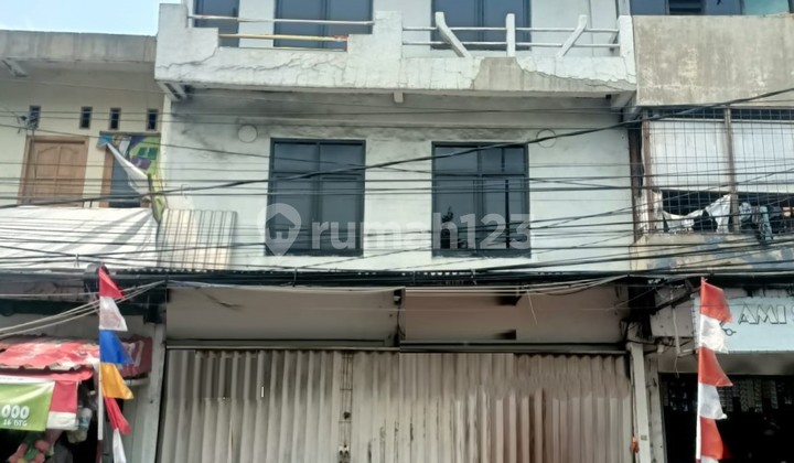 Ruko lokasi pinggir jalan strategis di Kemayoran, 0082 ChrJon
