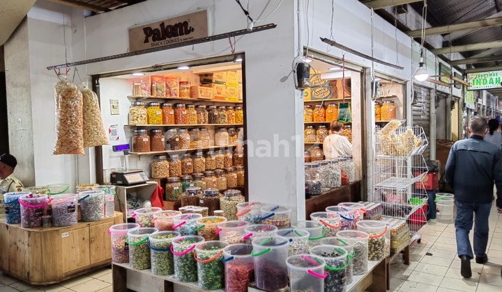 Kios gandeng siap pakai kondisi bagus di Pasar Laris, 0071 Skw Kios gandeng siap pakai kondisi bagus di Pasar Laris, 0071 Skw