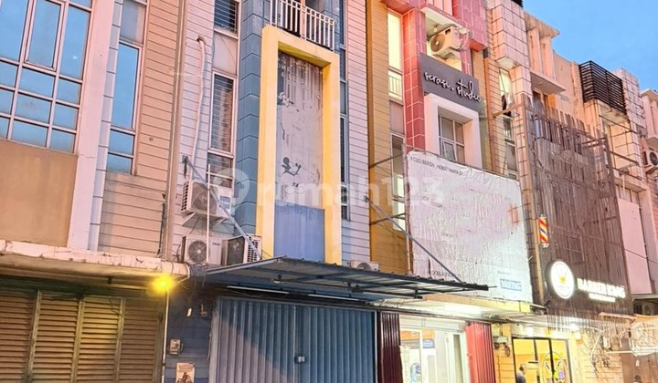 Ruko Siap Pakai Kondisi Bagus Du City Resort Cengkareng, 0013 Erw