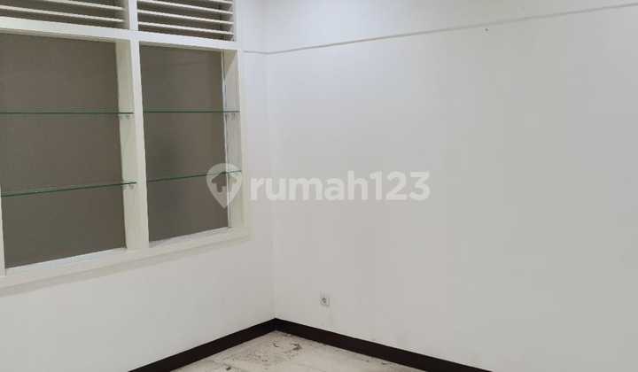 Ex Clinic Shop House in Central Semarang 2