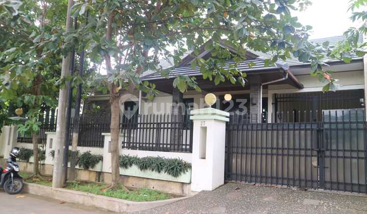 Rumah Nyaman Di Semarang Selatan 