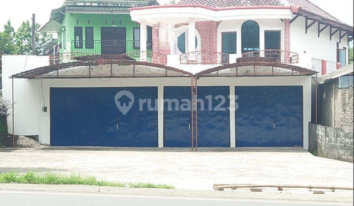 Ready-to-Use Shop House in Salatiga
