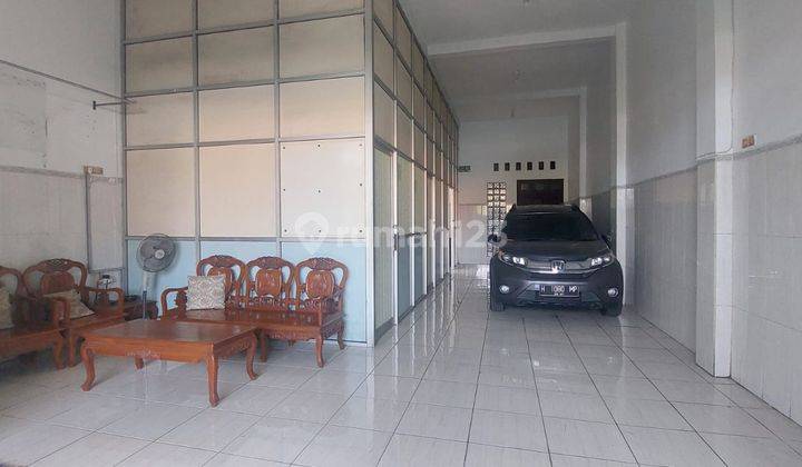 Rumah Unfurnished Bagus di jl purwosari, Semarang Timur 2