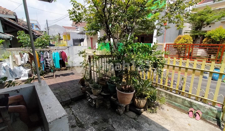 Second-hand House in West Semarang 2