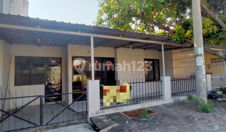 Ready-to-Occupy House in East Semarang Area 1