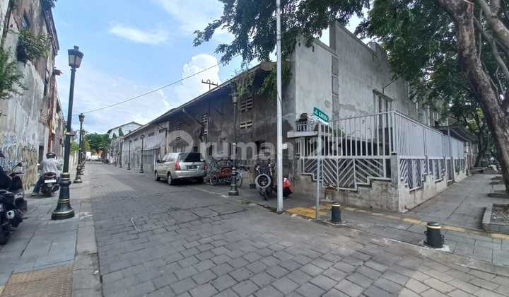 Gudang Di Semarang Utara 1